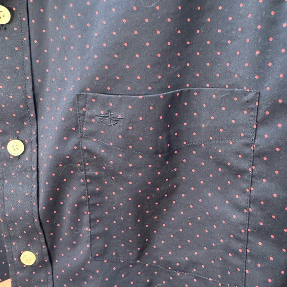 Men’s Dockers Classic Fit Short Sleeve Button Down Shirt. Navy, Lg. - Picture 5 of 5